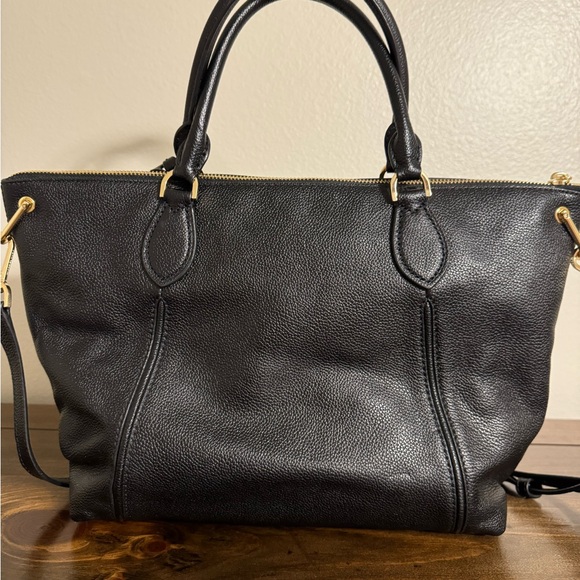 Michael Kors - Picture 2 of 5